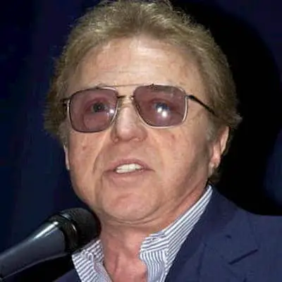 Singer and Actor Steve Lawrence Photo