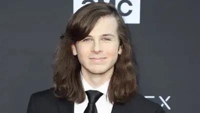 TWD's star Chandler Riggs photo