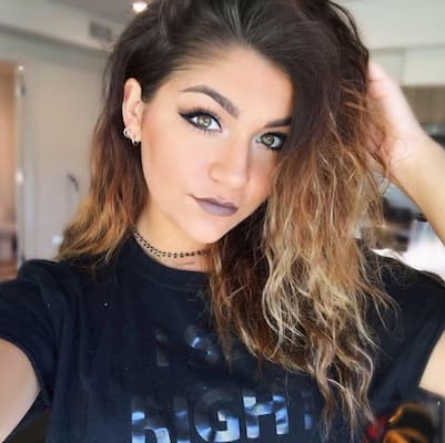 Actress and Internet Personality Andrea Russett Photo