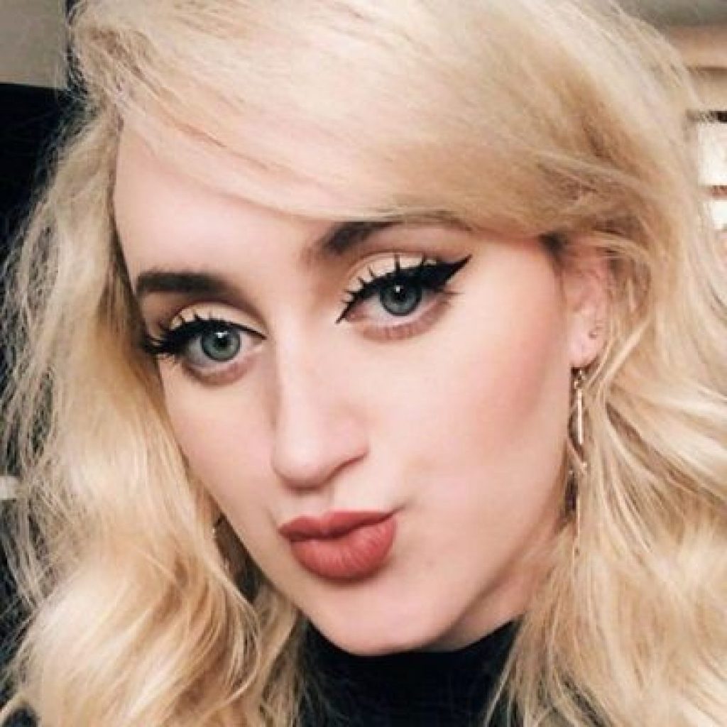 Brittany Broski Kombucha, Bio, Wiki, Age, Height, Boyfriend, Net Worth, TiKtok and Meme