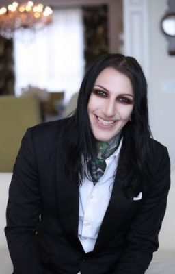 Chris Motionless Photo