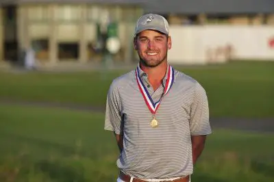 Photo of Wilson Furr with his medal at U.S. Amateur