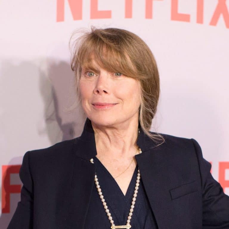 Sissy Spacek Bio, Wiki, Age, Net Worth, Daughter, Family, Husband, Net ...