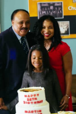 Yolanda Renee King with her Parents Photo