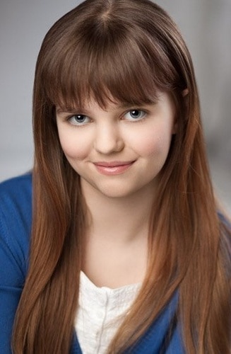 Photo of Laine MacNeil
