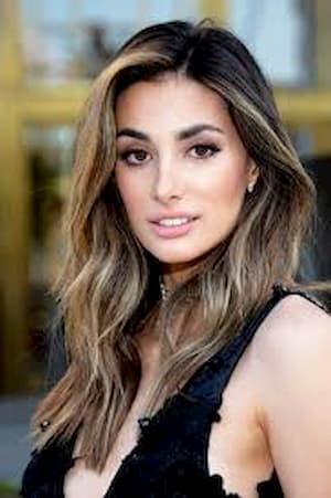 Olga Safari Bio, Wiki, Age, Height, Parents, Married, Child, Net Worth