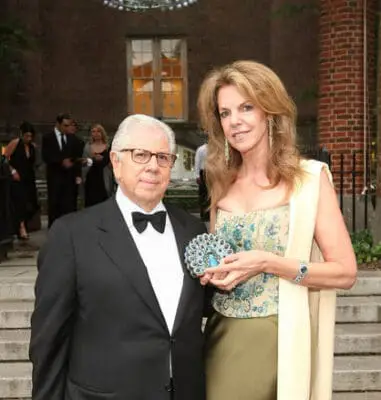 Christine Kuehbeck and husband Carl Bernstein Photo
