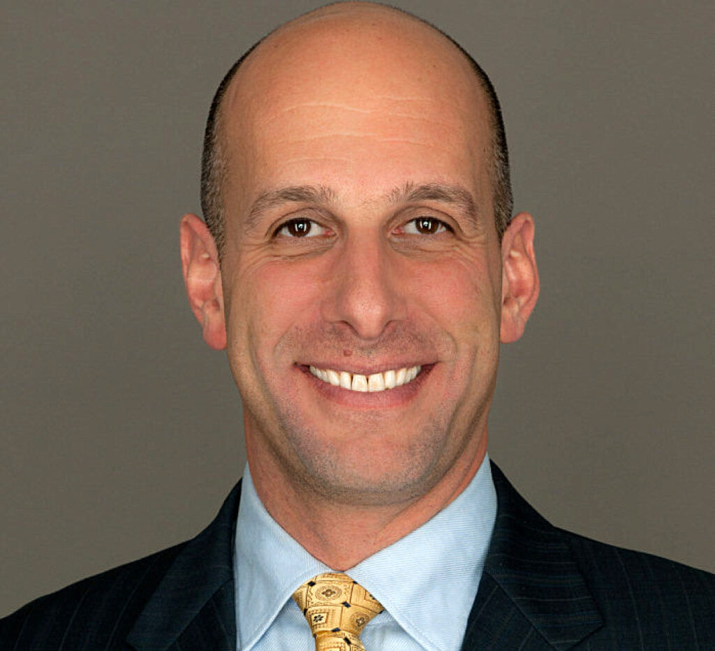 Dan Shulman (Sportscaster), Wife, Height, New Wife, Salary, Net Worth