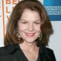 Lois Chiles Image
