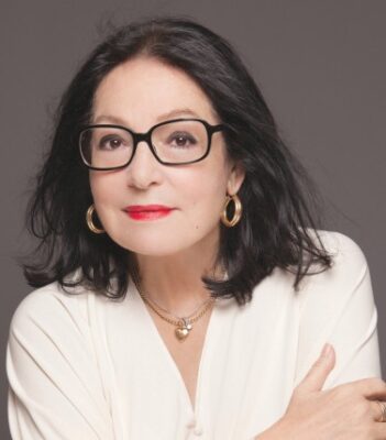 Singer Nana Mouskouri Photo