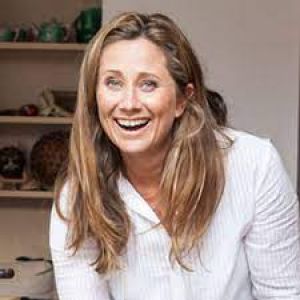 Annabelle Selleck Image