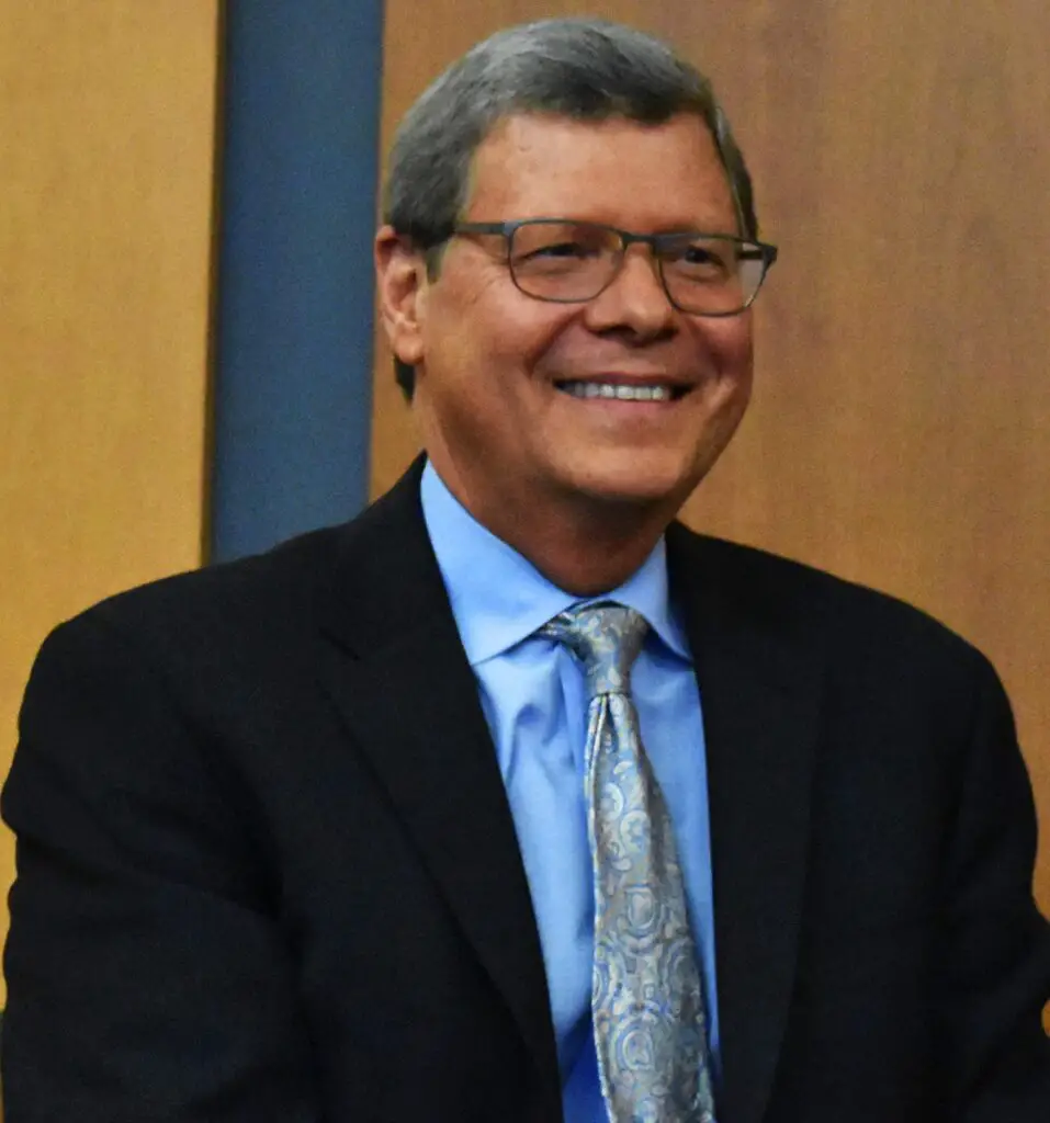 Charlie Sykes Image