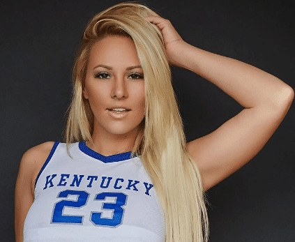 Kindly Myers Photo