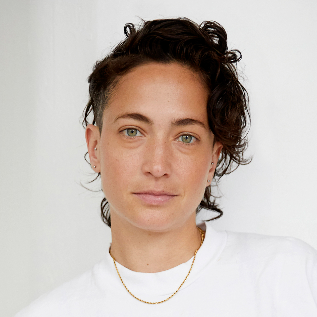 paola-ramos-biography-age-wiki-height-parents-husband-salary-and-net-worth