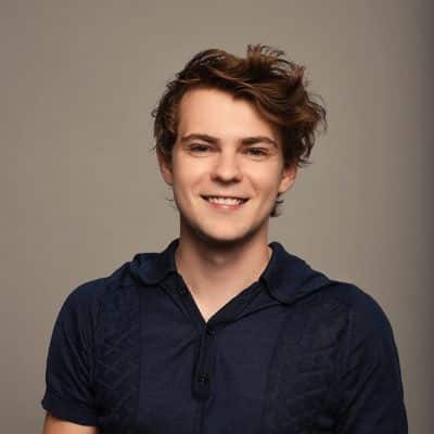 Robbie Kay Photo