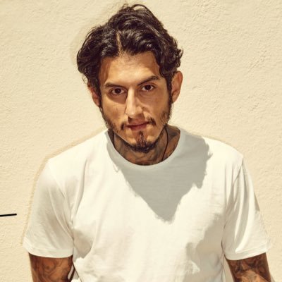 Richard Cabral Image