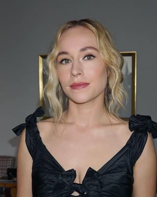 Sarah Goldberg Photo