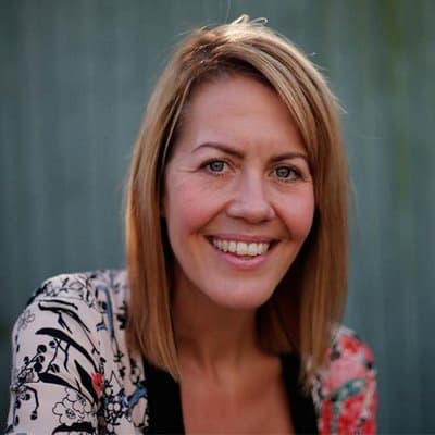 Julie Threapleton Photo