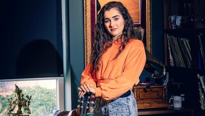 Brooke Scullion Photo