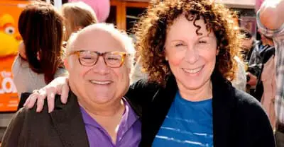 Grace Fan DeVito Bio, Wiki, Age, Family, Husband, Movies, Tv Shows and Net Worth
