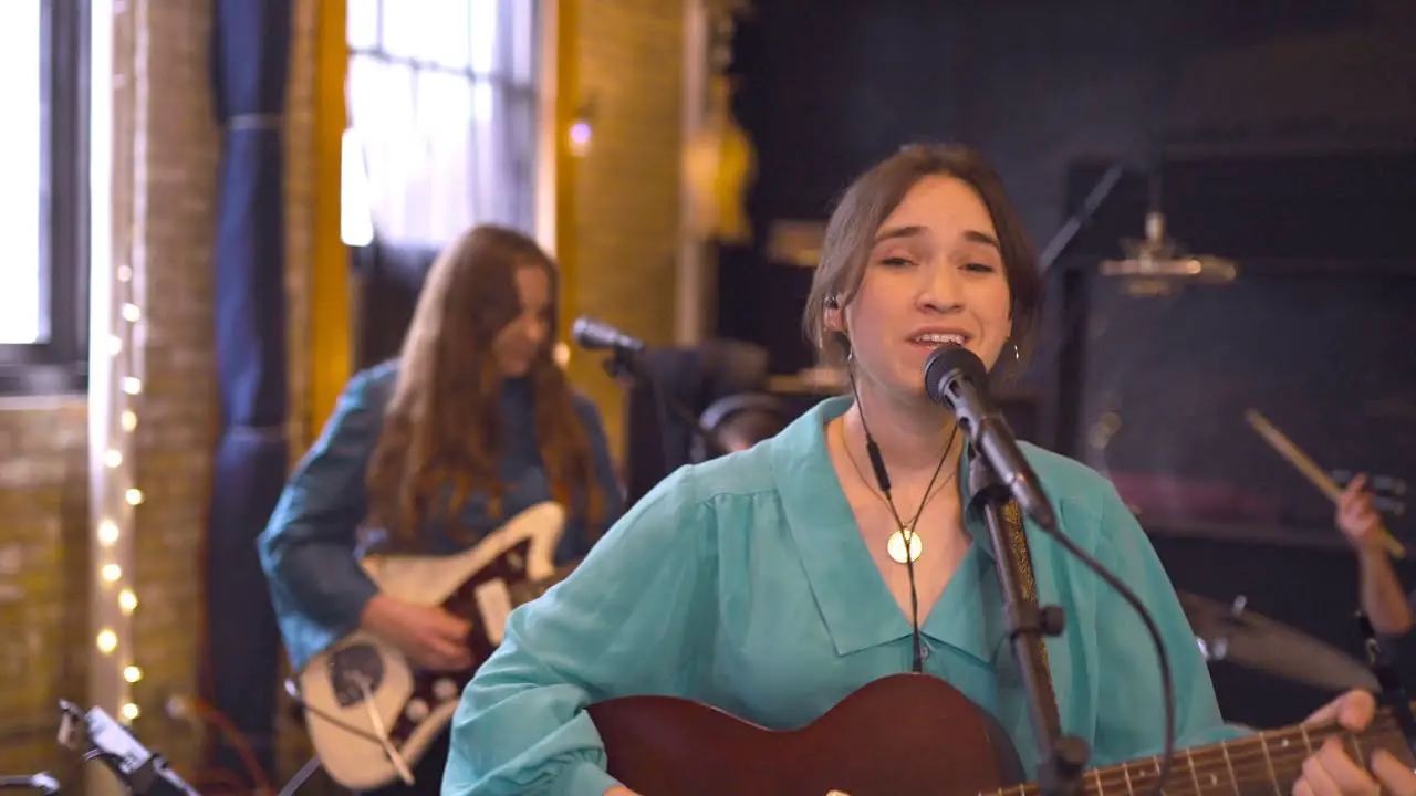 Reina del Cid Bio, Wiki, Age, Height, Parents, Husband, and Net Worth