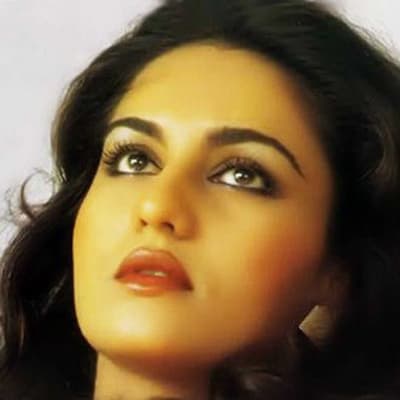 Reena Roy Photo 