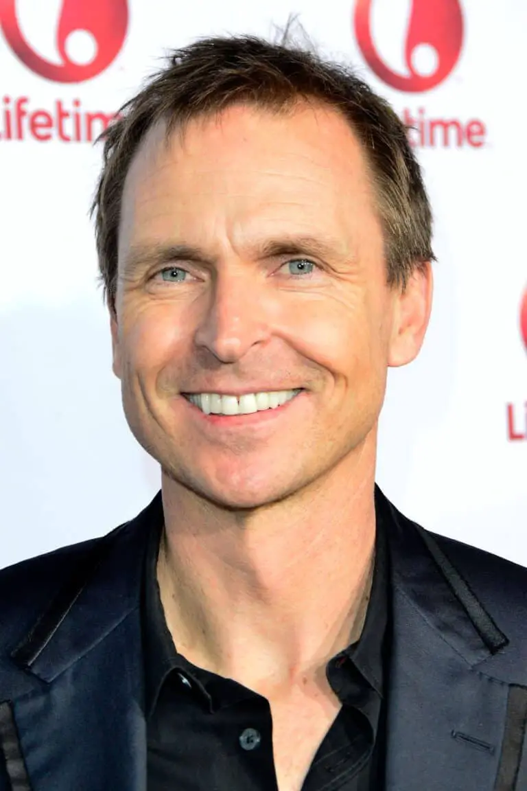 Phil Keoghan Bio, Wikipedia, Age, Wife, Illness, Daughter, Height