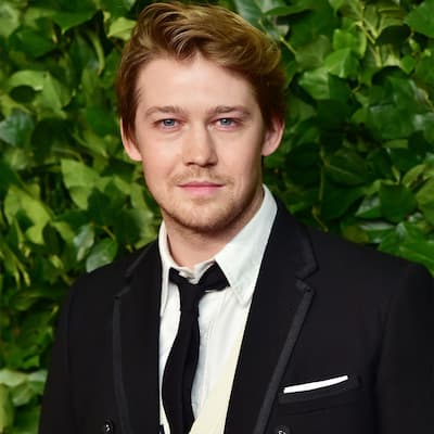 Joe Alwyn Image