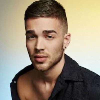 Jonathan Zeizel Photo